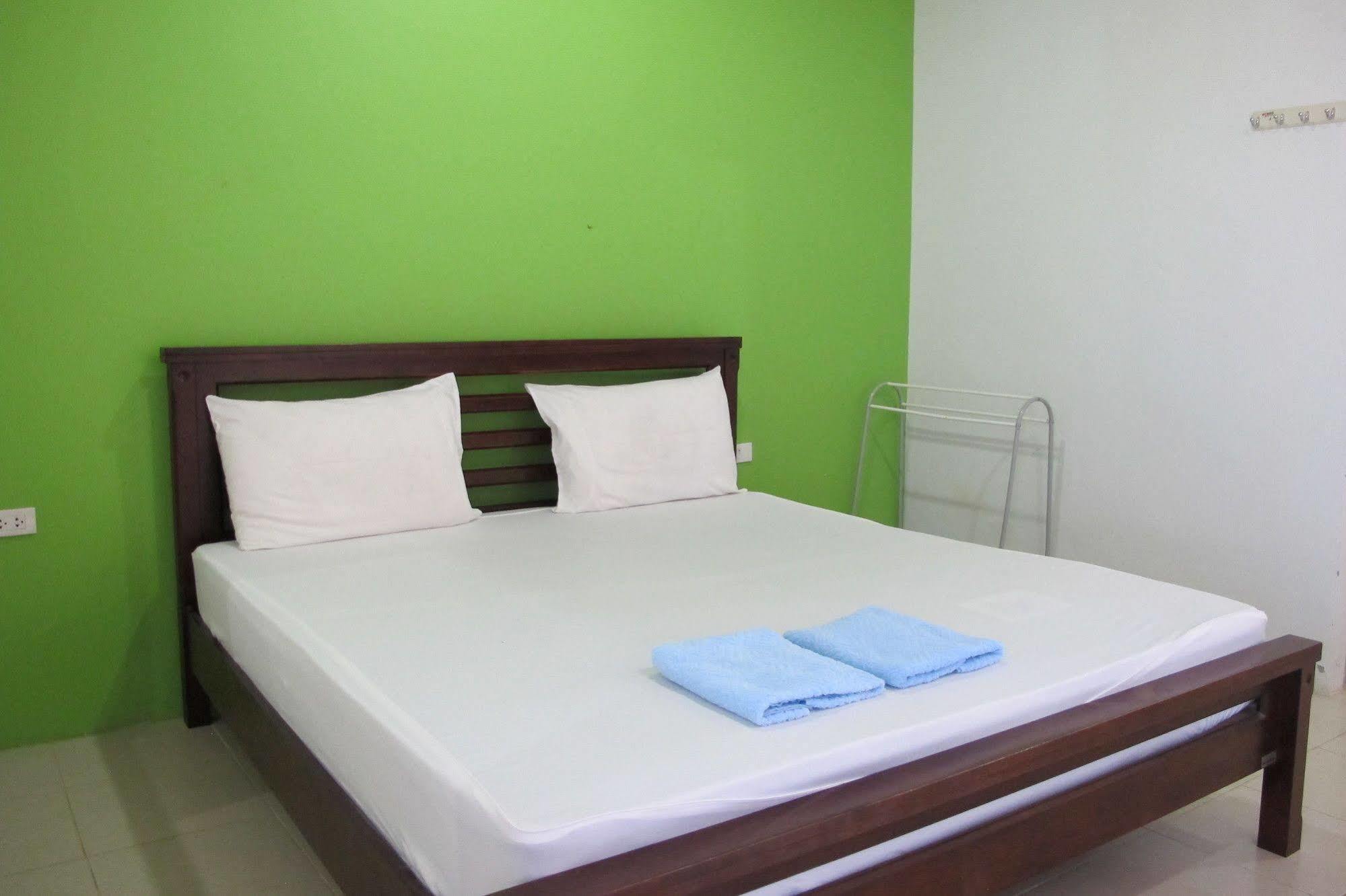 Tongmai Resort Surat Thani Bagian luar foto
