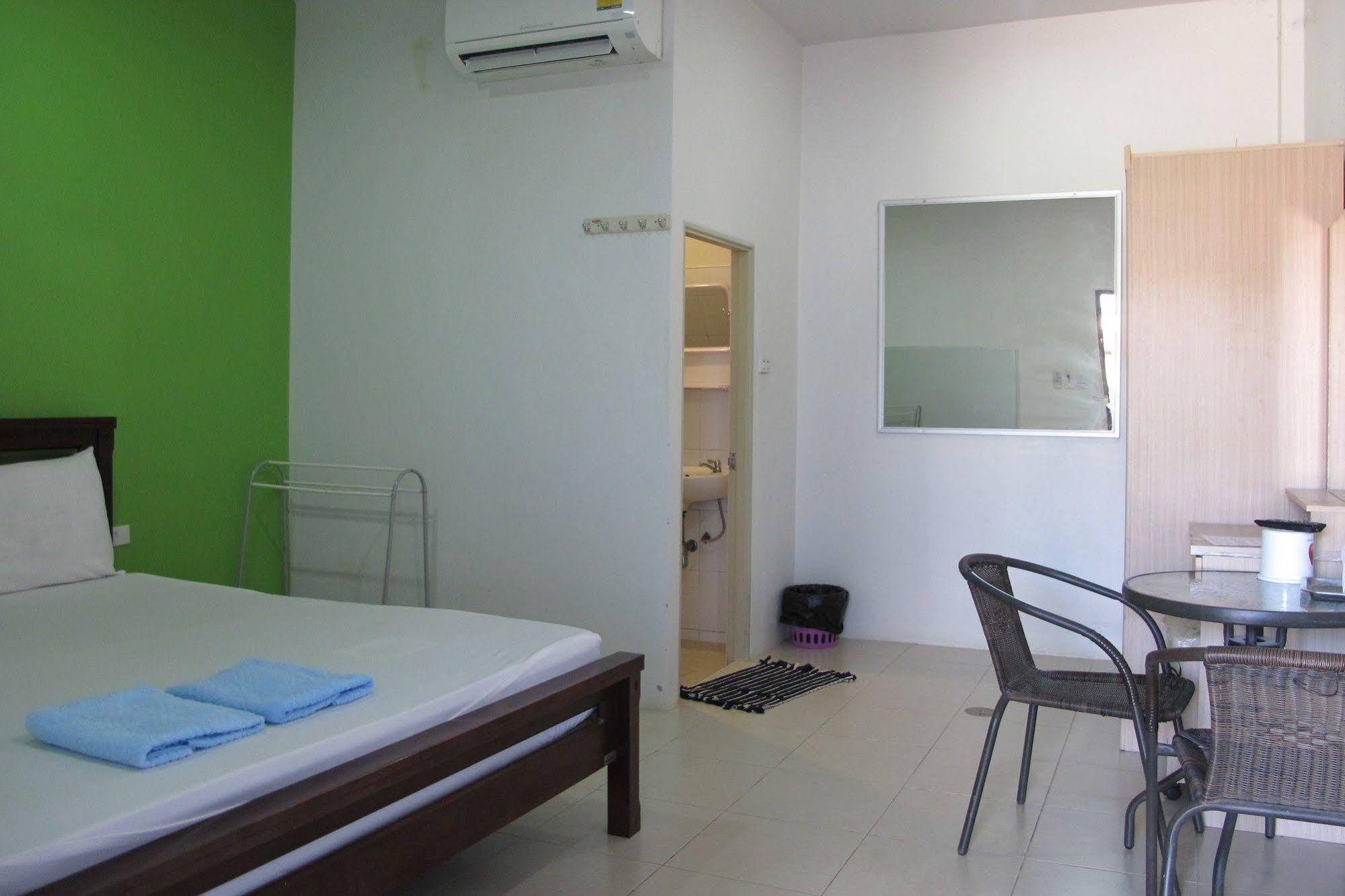 Tongmai Resort Surat Thani Bagian luar foto